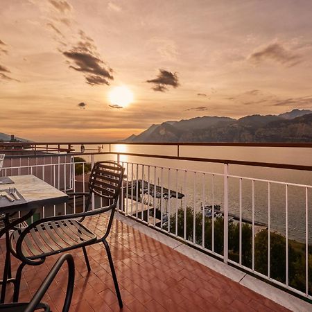 Lake View Luca Apartment Malcesine Exterior photo